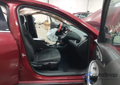 2018 Chevrolet Malibu Lt z USA, uszkodzony, nr VIN 1G1ZD5ST0JF183276